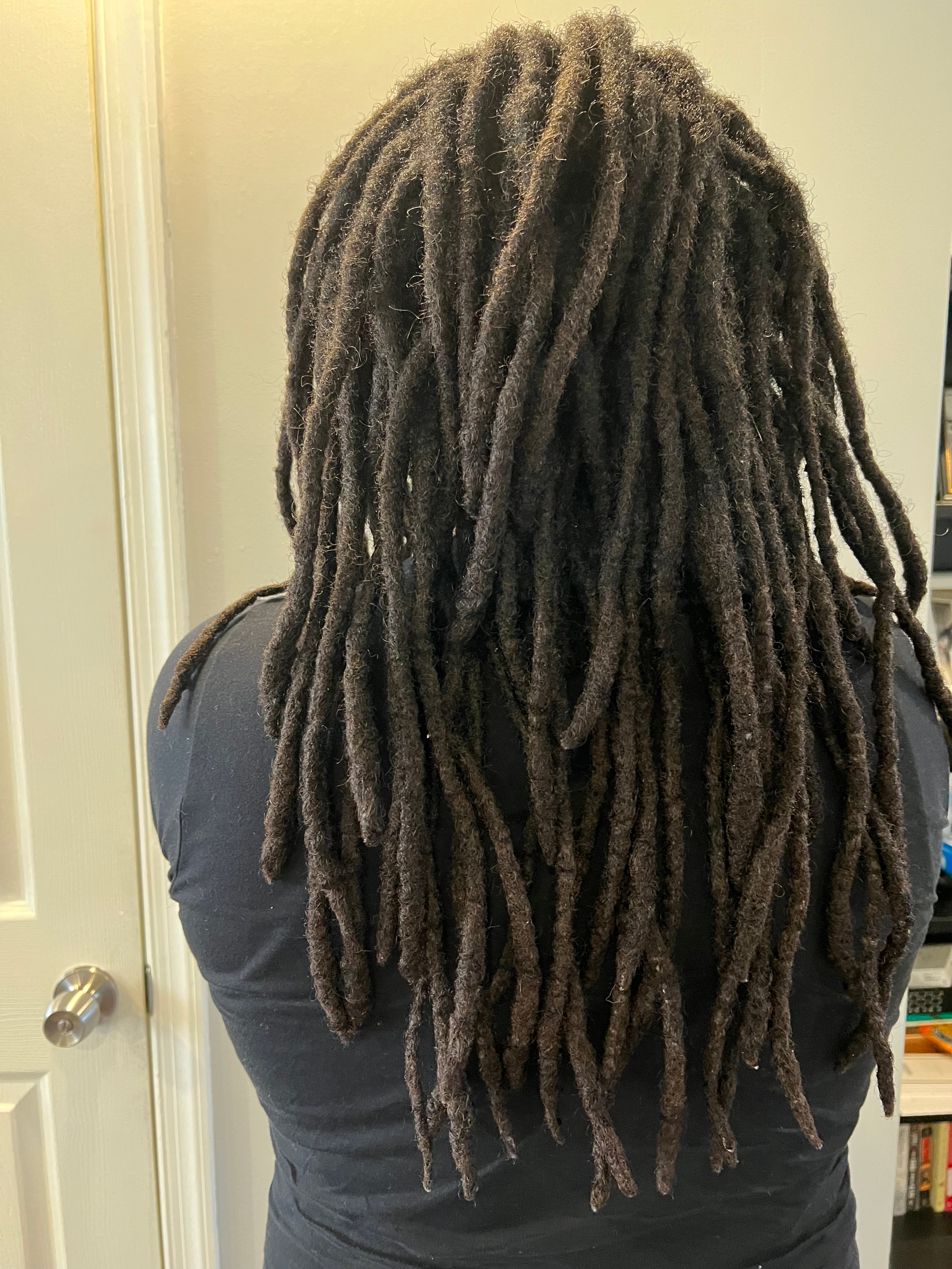 Rosemary + Hibiscus Extra Strength Hair Growth Oil image 6